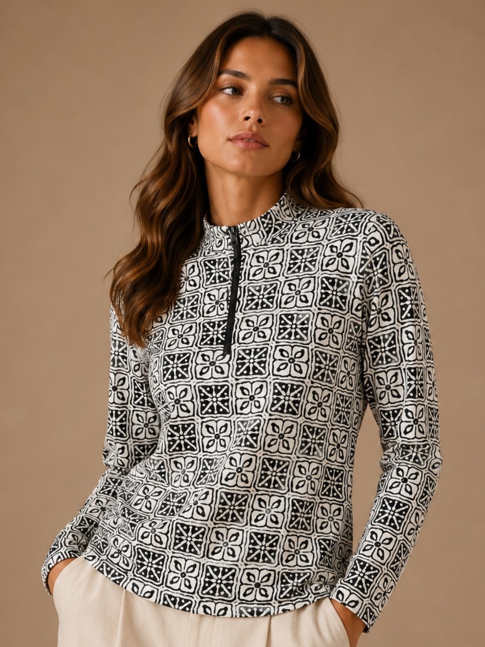IBKUL Black White Geometric UPF 50+ Quarter Zip Golf Top Size S